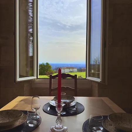 Spa, Elegance Et Charme Au Coeur Des Vignes - Piscine&spa Decoration Artisanale * Le Pian-sur-Garonne