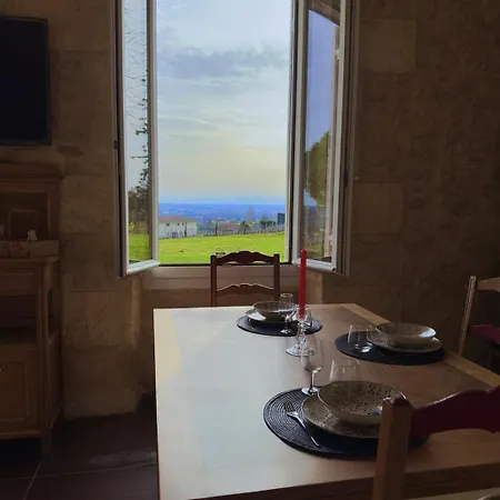 Spa, Elegance Et Charme Au Coeur Des Vignes - Piscine&spa Decoration Artisanale *